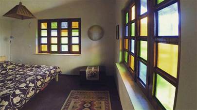 اقامتگاه بوم گردی رنگین خانه تنکابن اقامتگاه بوم گردی رنگین خانه تنکابن